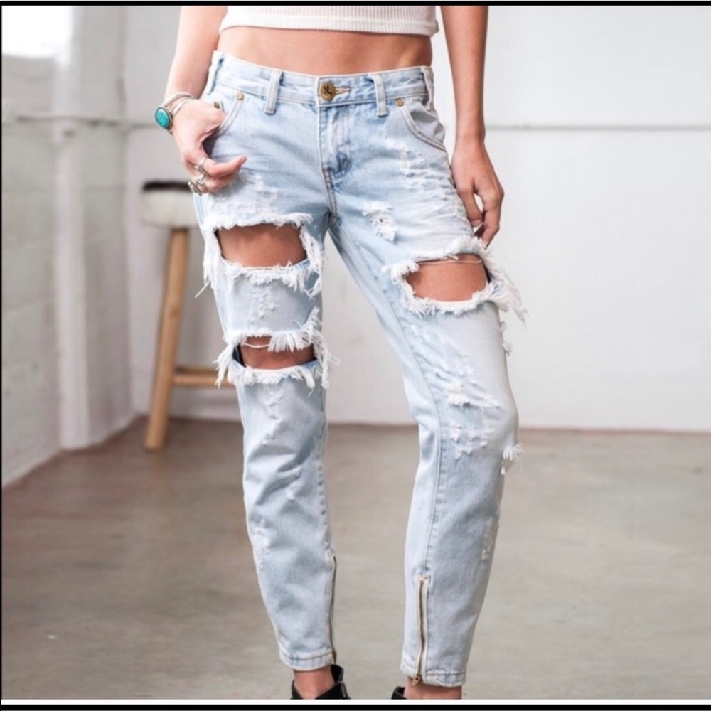 Host Pick 🎉 One Teaspoon Destroyed Jeans
